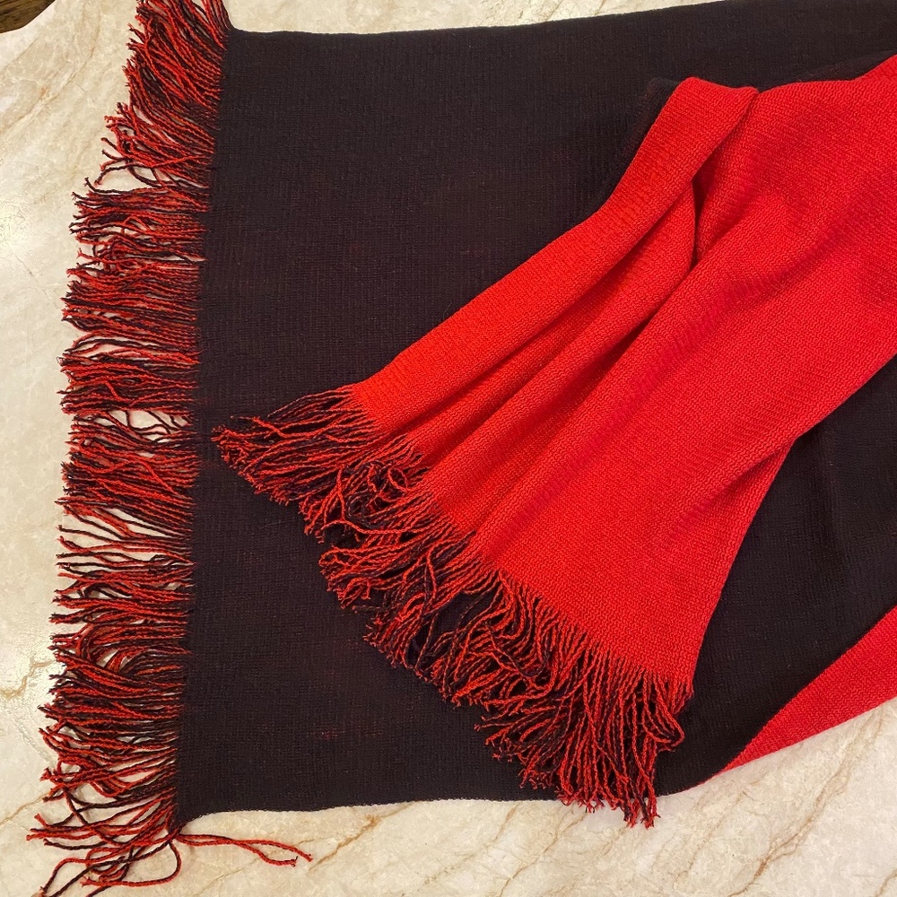 BCBG MaxAzria Blanket Scarf Wrap NWT